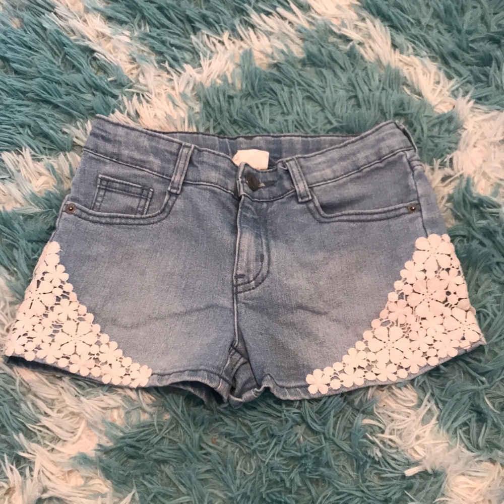 💙Girls Jean Shorts Size 10💙